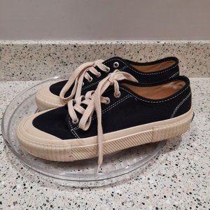 Guffy The Spicewood Black Low Top Cap Toe Canvas Sneakers Women's US 8.5